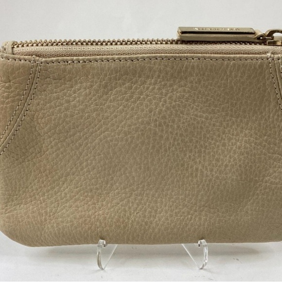 Brahmin EUC Beige Pebble Leather Envelope Clutch / Pouch / Wristlet Vintage - Picture 2 of 6
